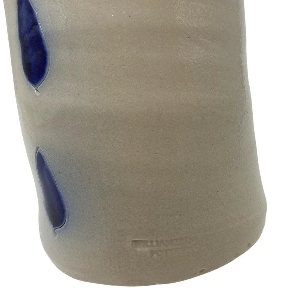 Williamsburg salt pottery